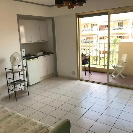 Cannes De 24 M2 Proche Centre Apartment