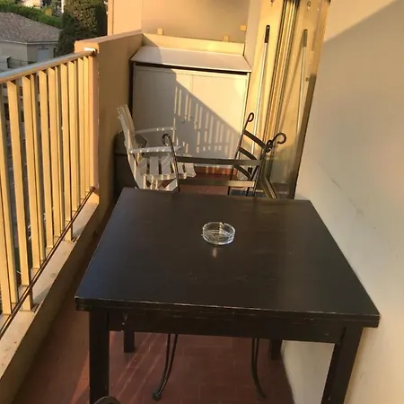 Cannes De 24 M2 Proche Centre * Le Cannet